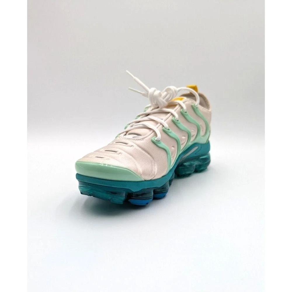 Nike Air Vapormax Plus Since 1972 White Mint Foam Siren Red DQ7645-100 sz 10.5